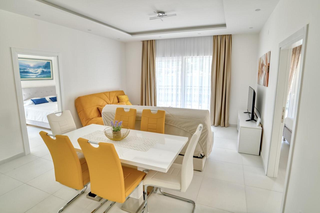 The Golden Luxury Apartments โกตอร์ ภายนอก รูปภาพ